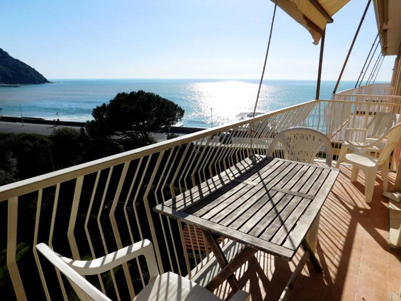 Spazioso Appartamento Vista Mare, Levanto Exterior foto